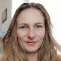 Sylwia Latacz therapist photo.