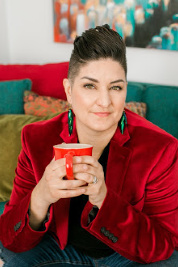 Gina Senarighi therapist photo.